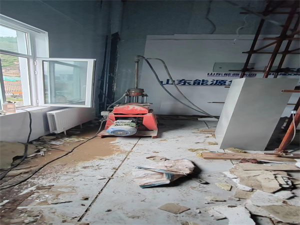 蕲春地基基础下沉墙体裂缝加固注浆顶升施工